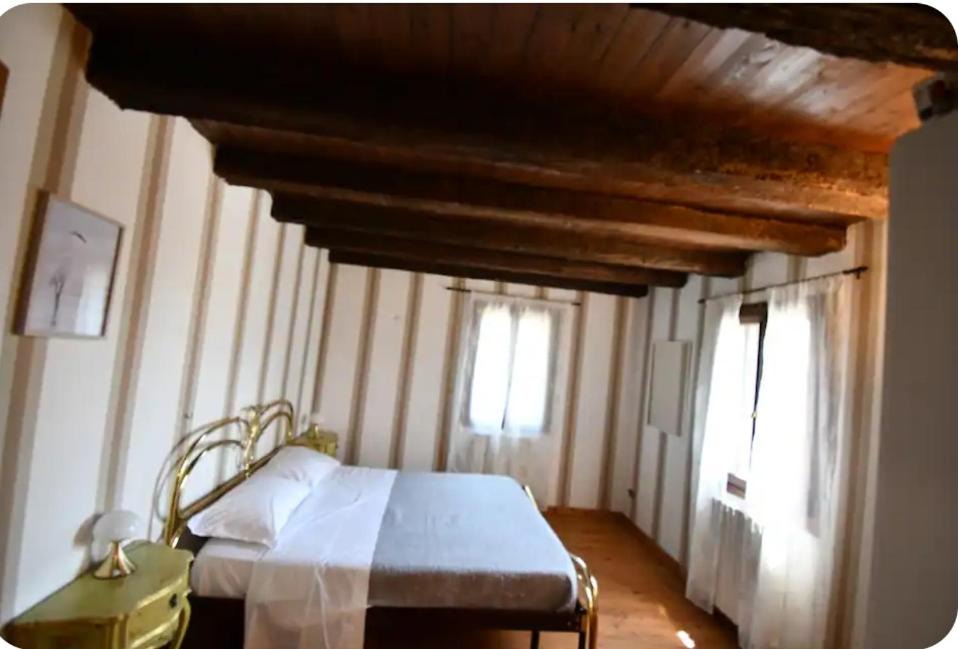 Photo of Bedroom in Rovare