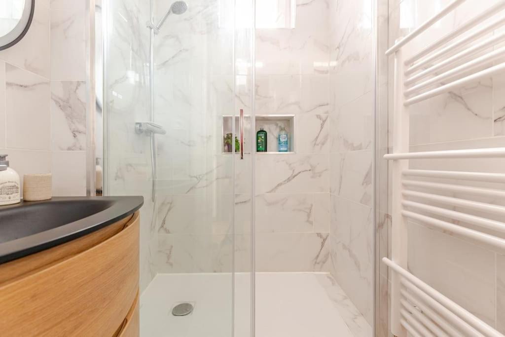 Photo of Bathroom in Le Bourget