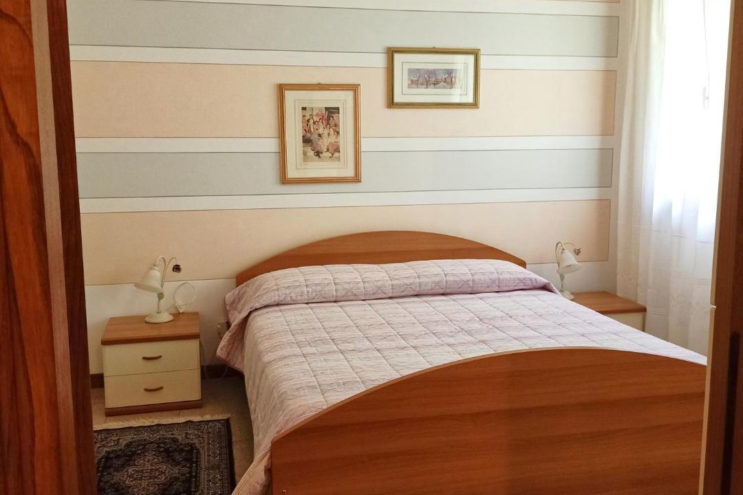 Photo of Bedroom in Miane