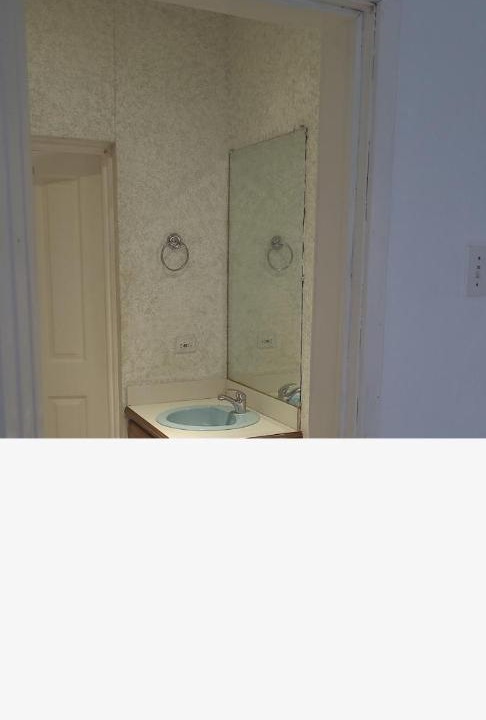 Photo of Bathroom in Crawford