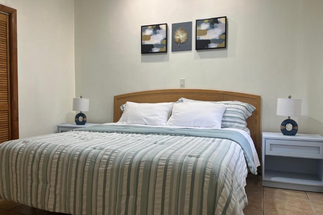Photo of Bedroom in Bahamas Terrace