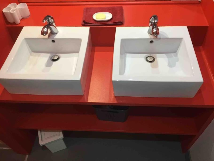 Photo of Bathroom in Athis-Mons