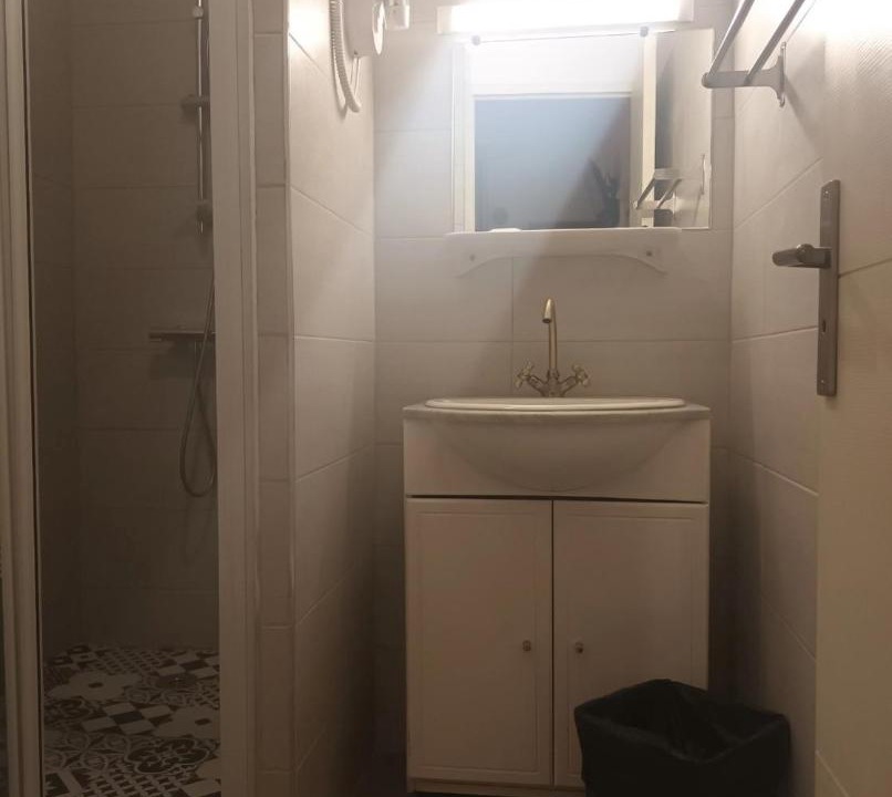 Photo of Bathroom in 10th Arrondissement