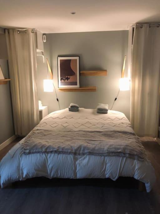Photo of Bedroom in Le Plessis-Robinson