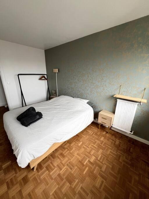 Photo of Bedroom in Petit-Ivry