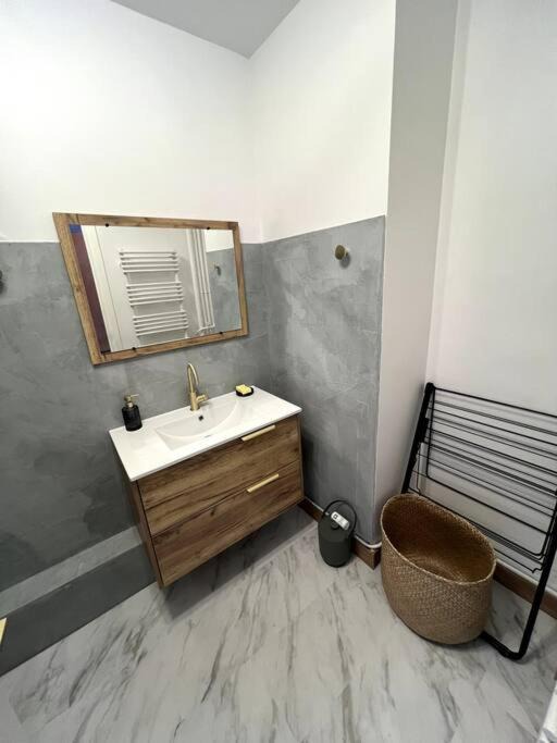 Photo of Bathroom in Petit-Ivry