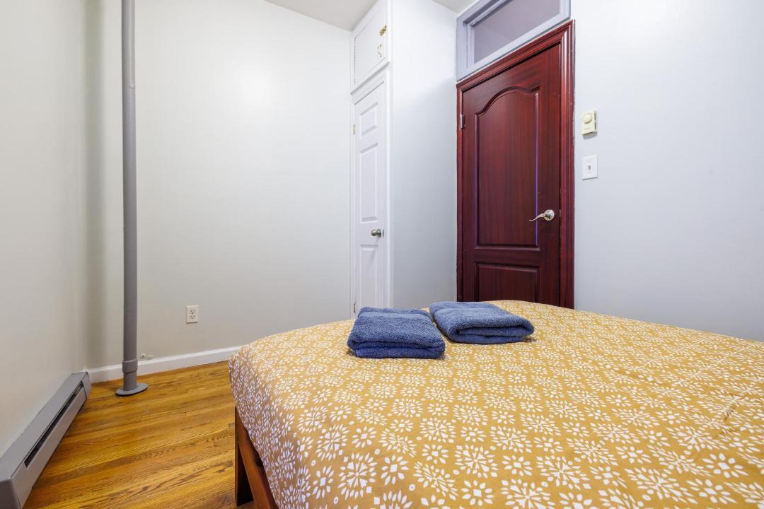 Photo of Bedroom in Manhattan Valley