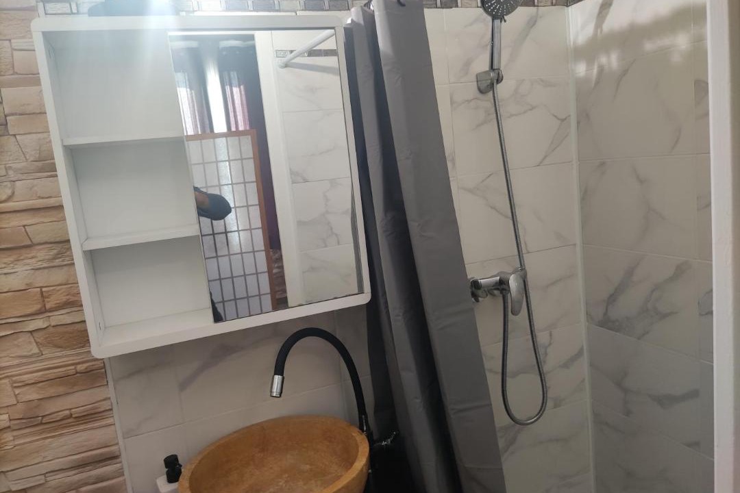 Photo of Bathroom in Petit-Ivry