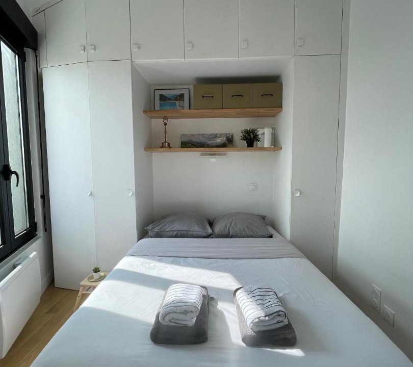 Photo of Bedroom in Romainville