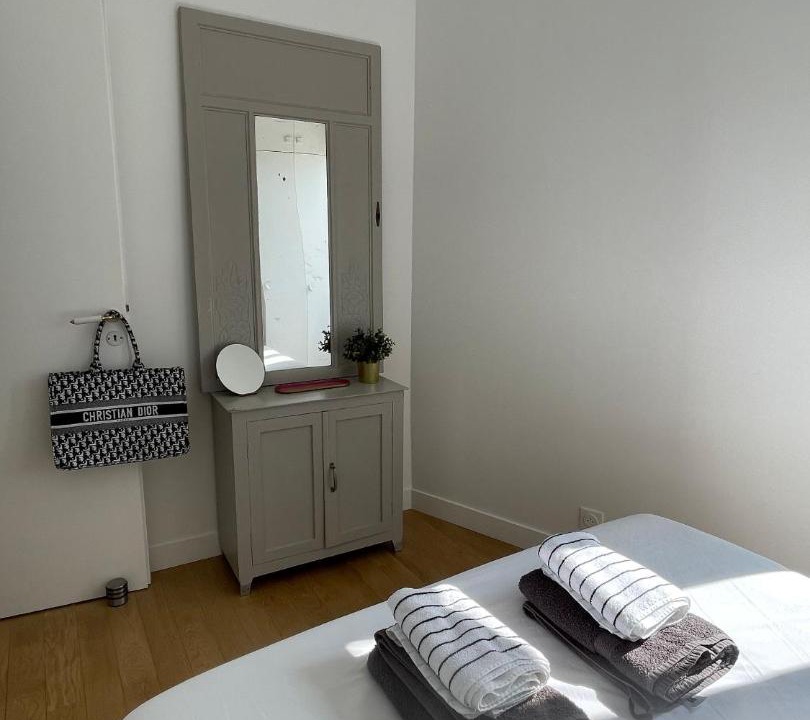 Photo of Bedroom in Romainville