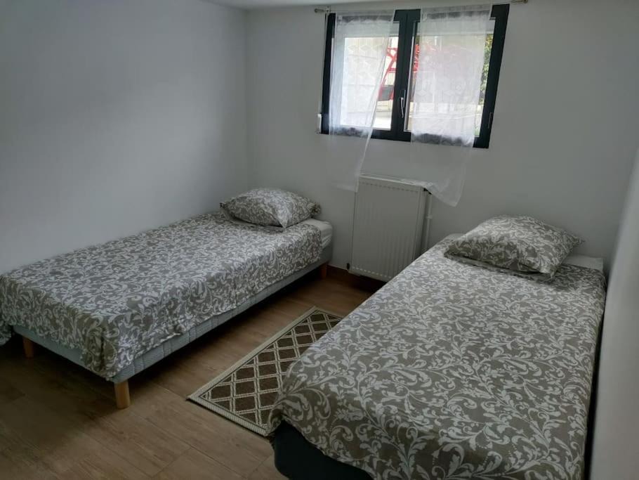 Photo of Bedroom in Tremblay-en-France