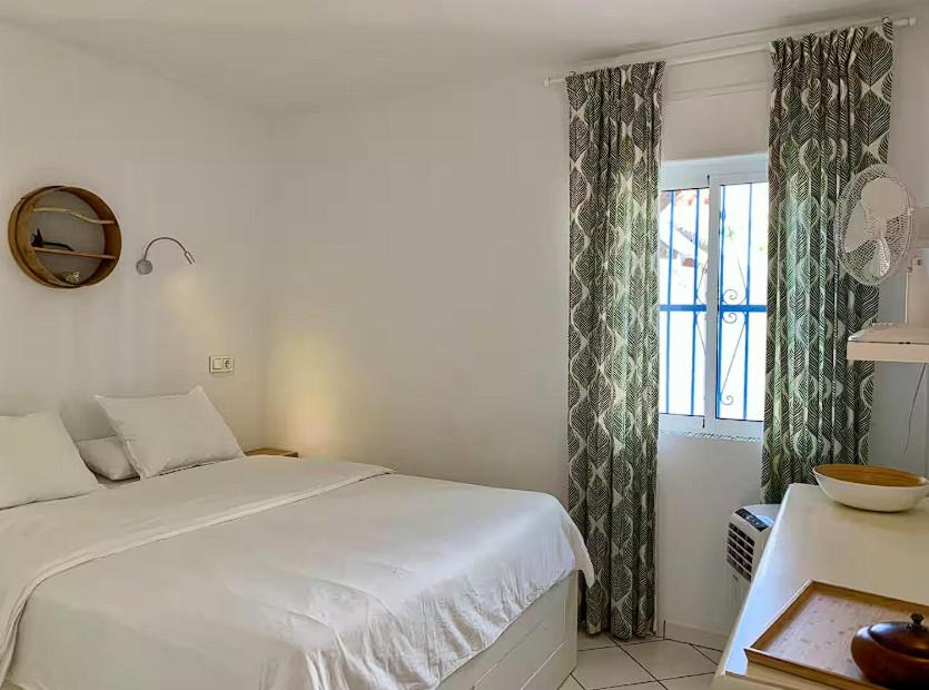 Photo of Bedroom in Rokers Point