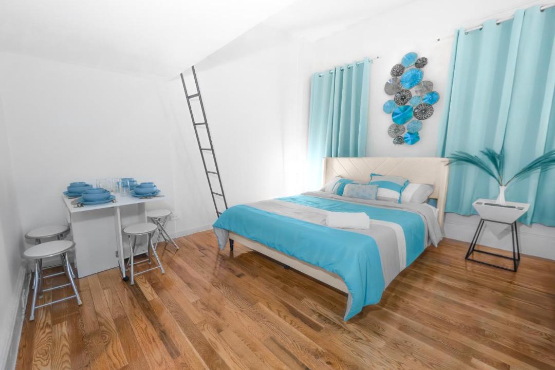 Photo of Bedroom in Sutton Place