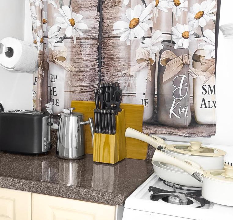 Photo of Kitchen in Sutton Place