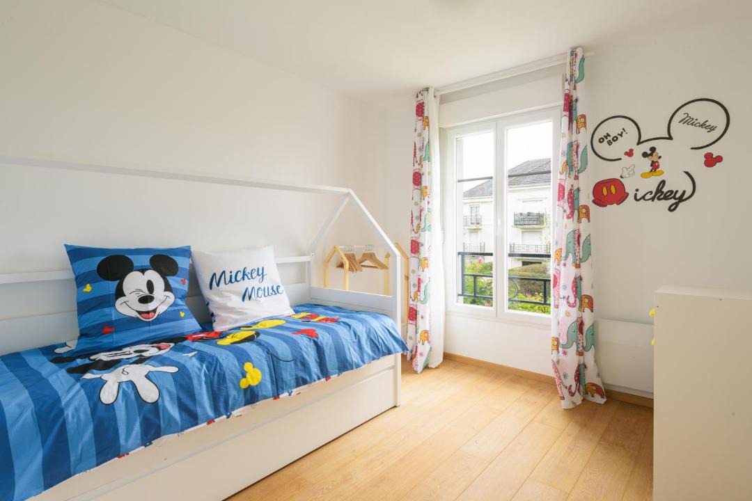 Photo of Bedroom in Magny-le-Hongre
