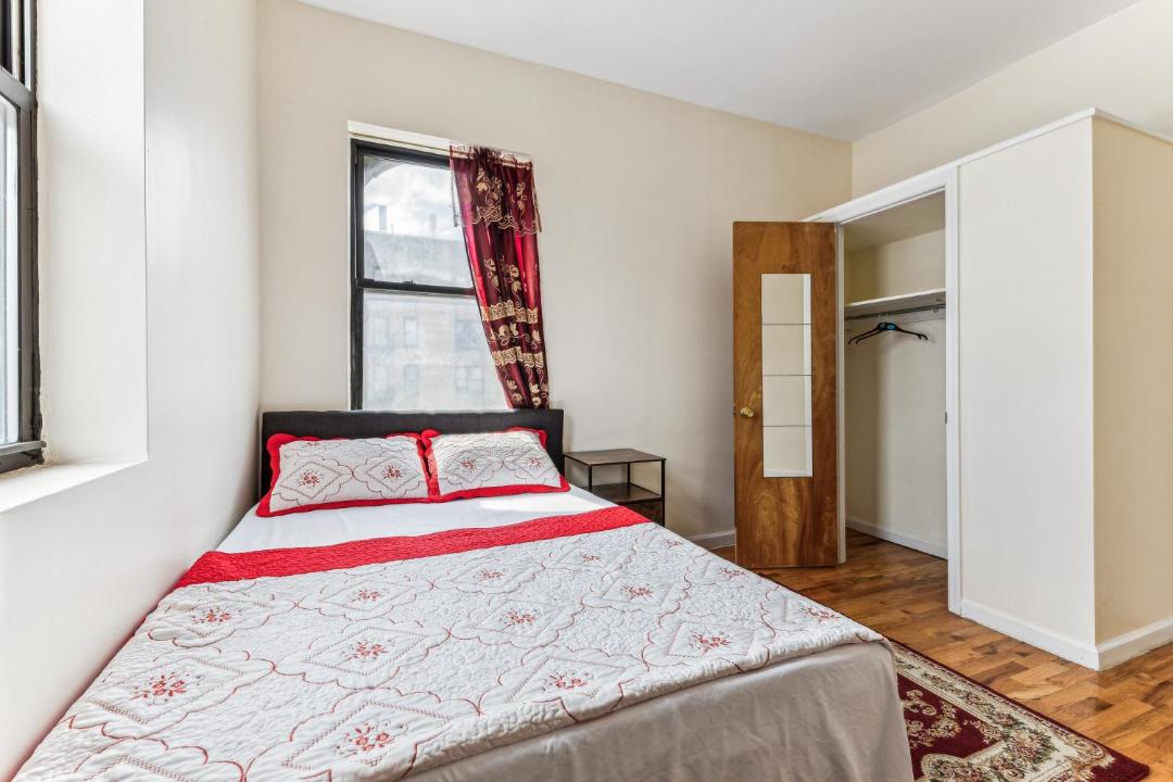 Photo of Bedroom in Crown Heights