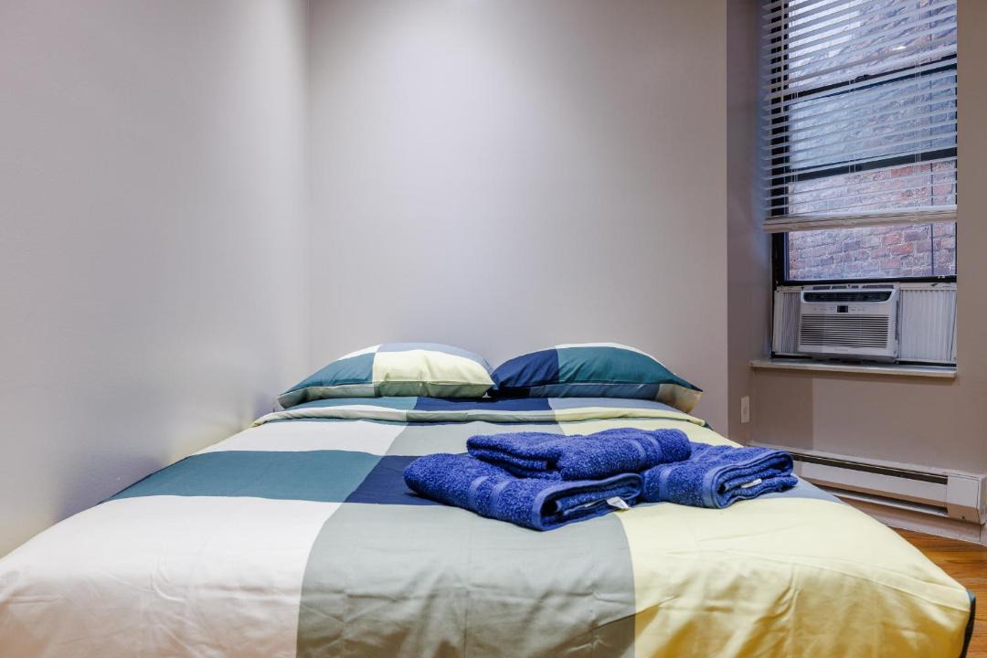 Photo of Bedroom in Manhattan Valley