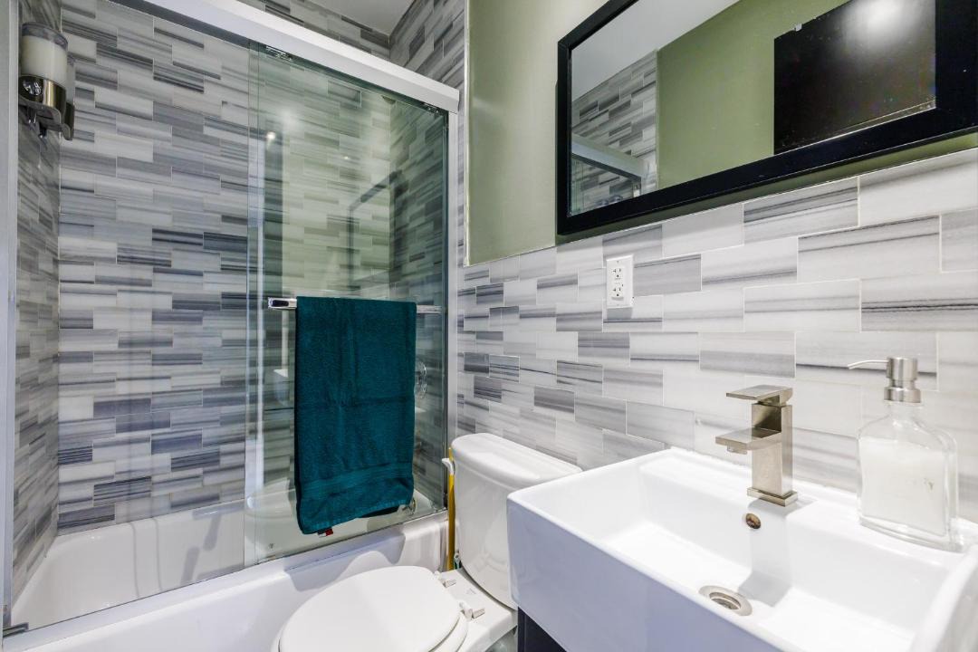 Photo of Bathroom in Manhattan Valley