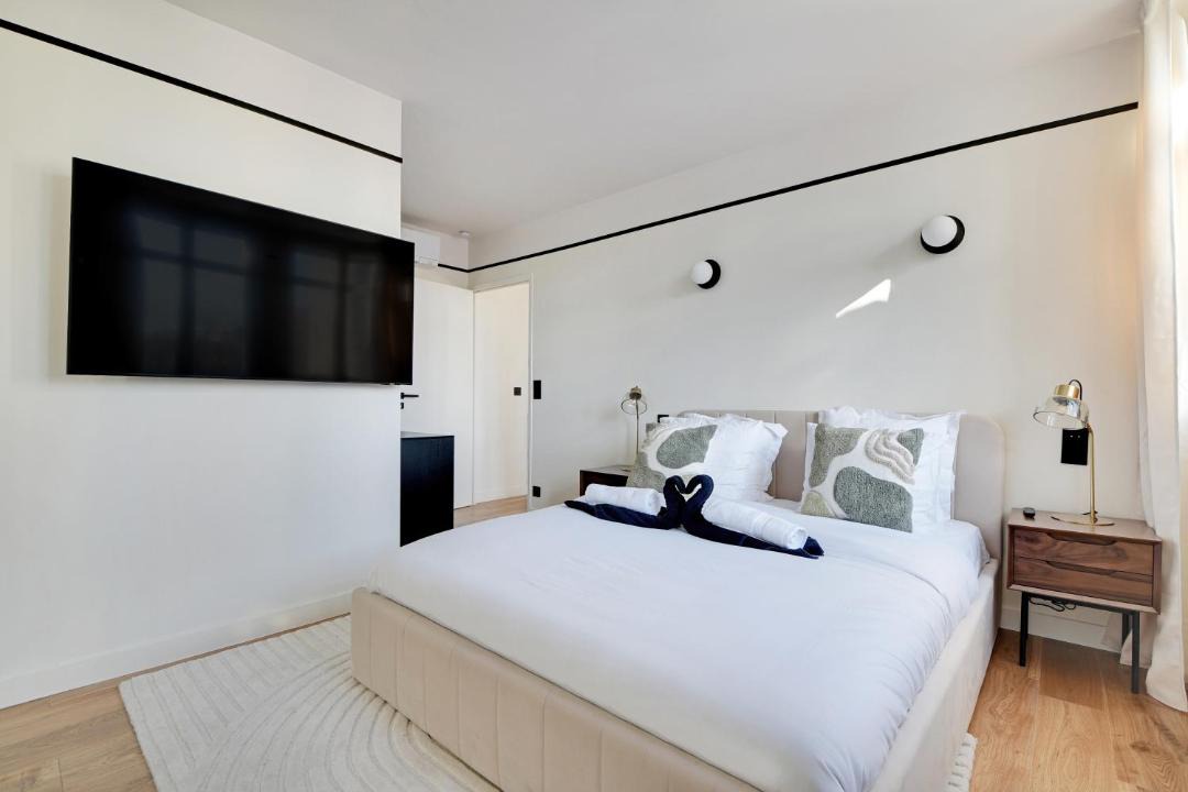 Photo of Bedroom in 12th Arrondissement
