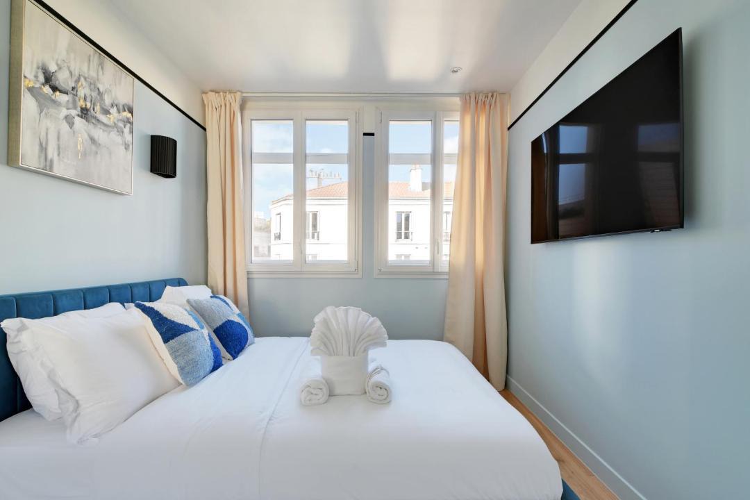 Photo of Bedroom in 12th Arrondissement
