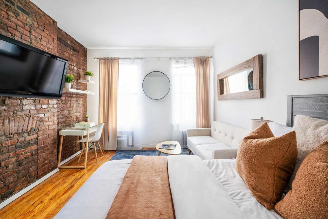 Photo of Bedroom in Peter Cooper Village