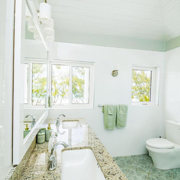 Photo of Bathroom in Deadmans Cay