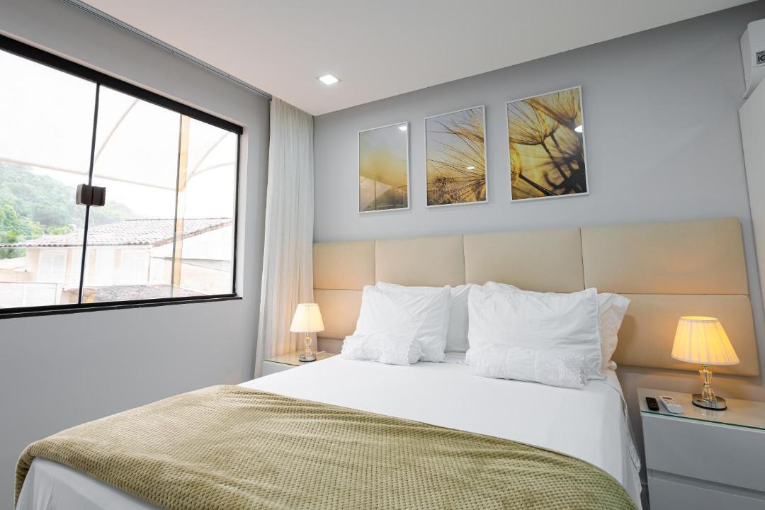 Photo of Bedroom in Praia do Jardim