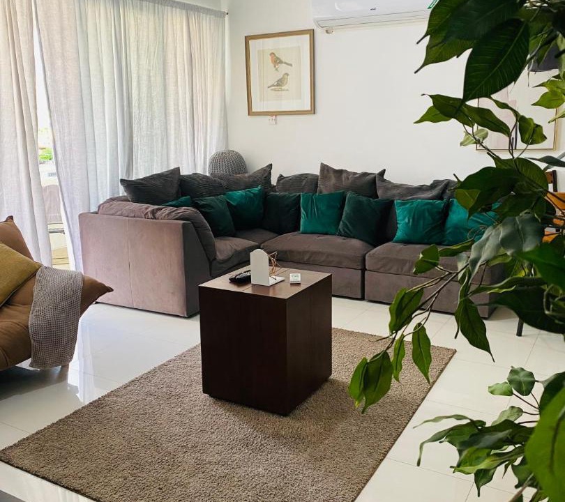 Photo of Livingroom in Eden Gardens