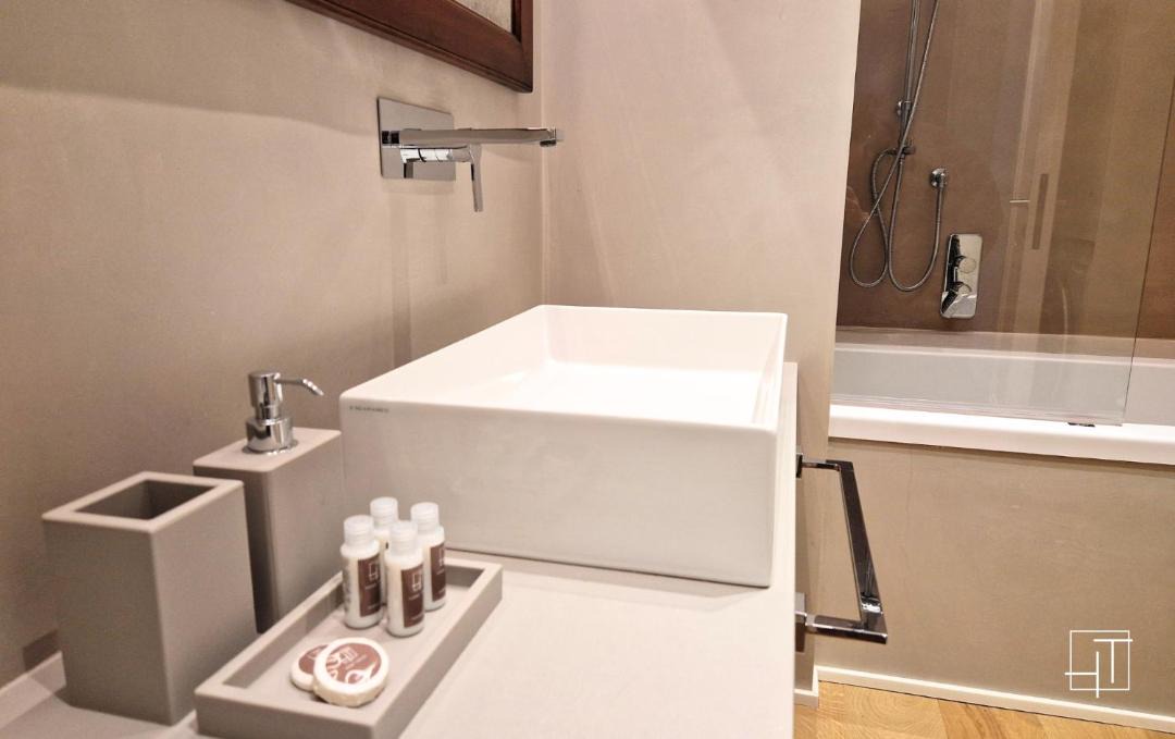 Photo of Bathroom in Historic Centre