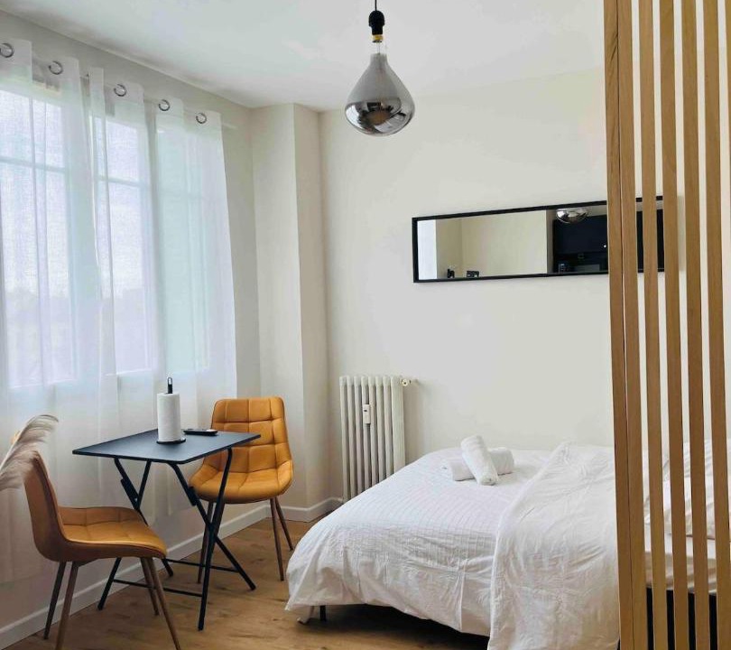 Photo of Bedroom in Alfortville