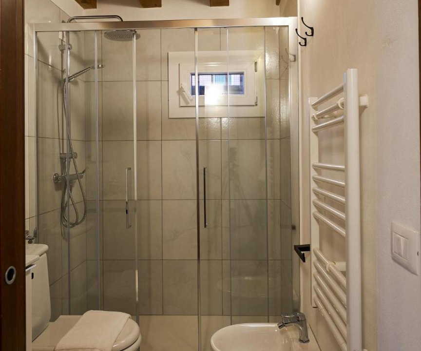 Photo of Bathroom in Dolo