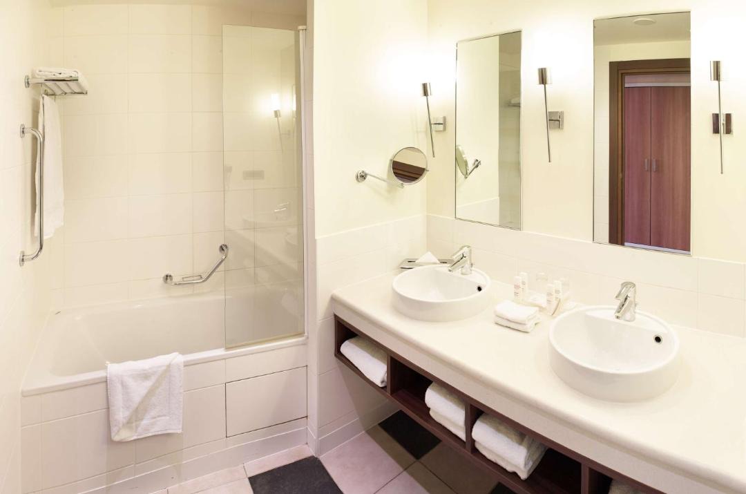 Photo of Bathroom in Magny-le-Hongre