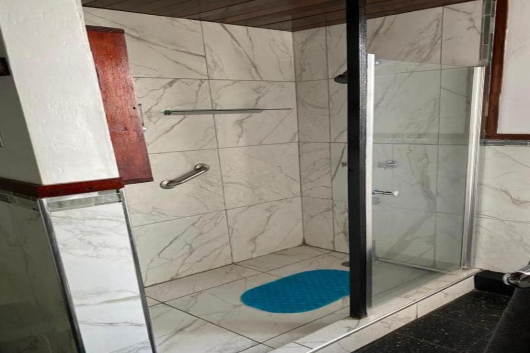 Photo of Bathroom in Jack's Hill