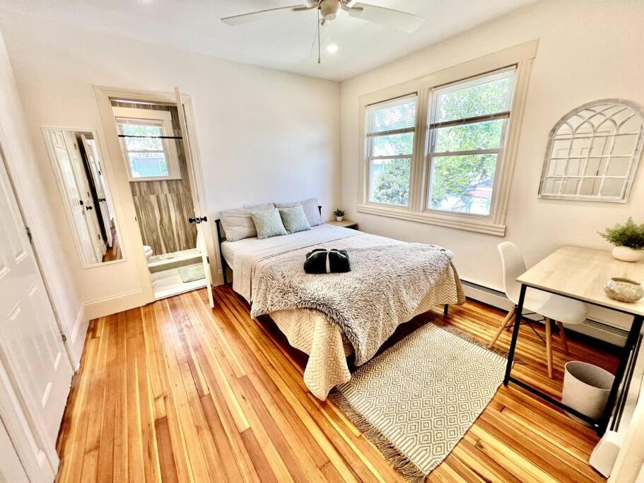 Photo of Bedroom in Port Richmond