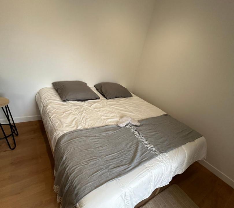 Photo of Bedroom in Villeneuve-le-Roi