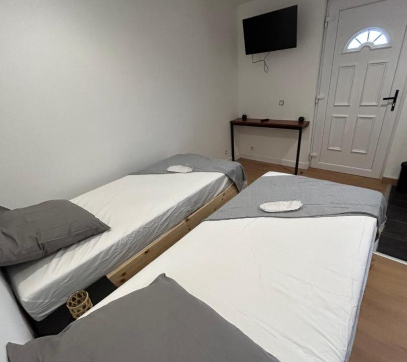 Photo of Bedroom in Villeneuve-le-Roi