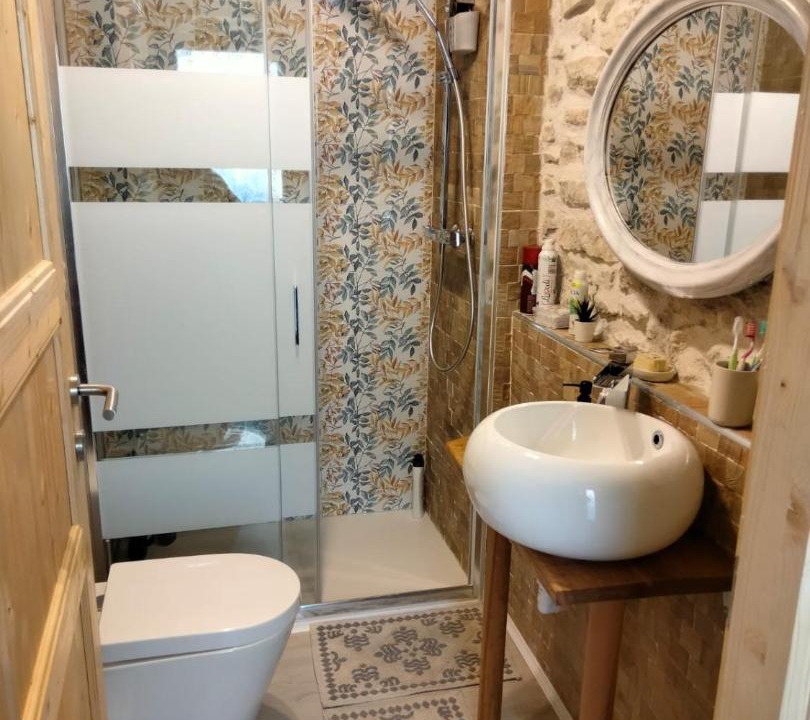 Photo of Bathroom in Conco