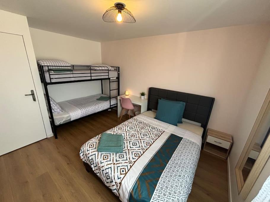 Photo of Bedroom in Antony