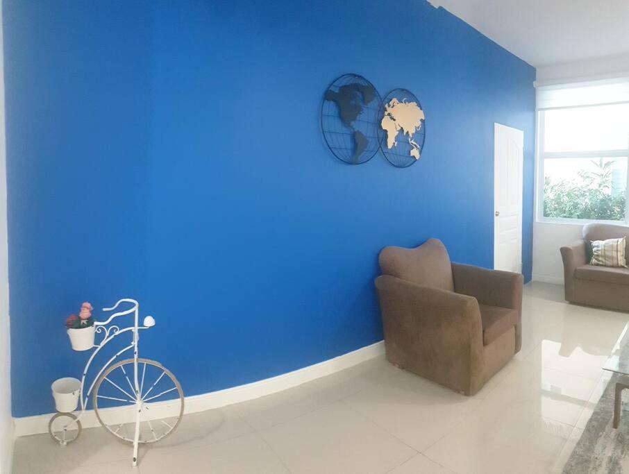 Photo of Livingroom in Kingston