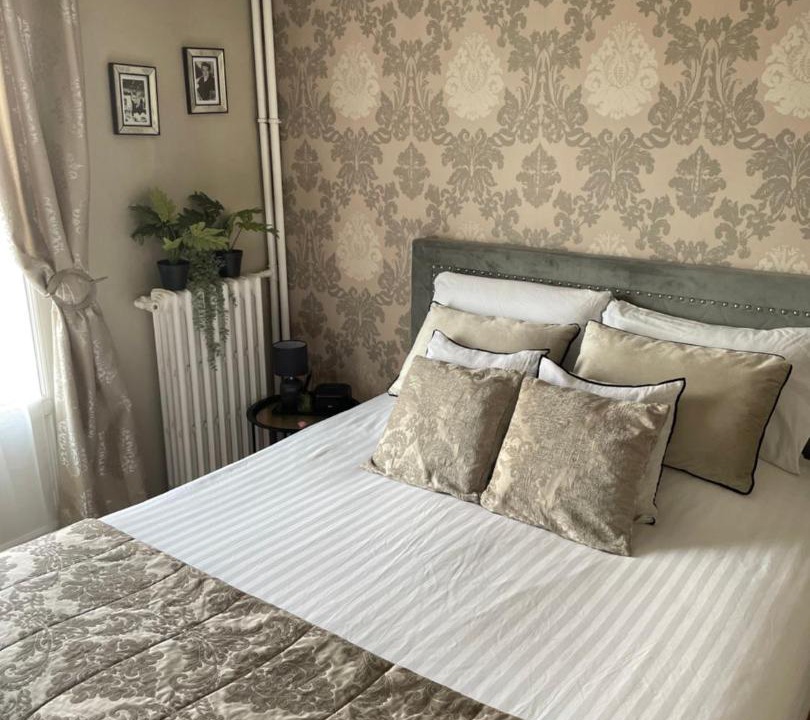 Photo of Bedroom in Cachan