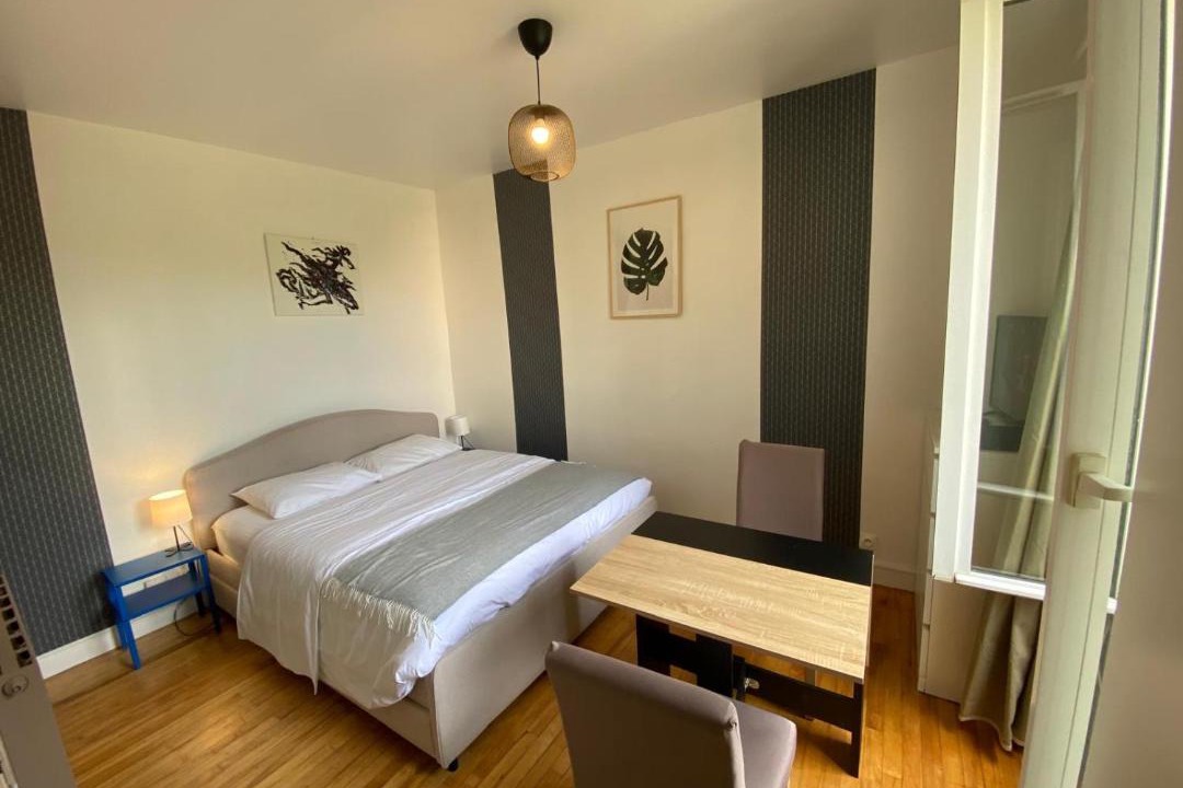 Photo of Bedroom in Pantin