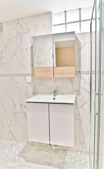 Photo of Bathroom in Gagny