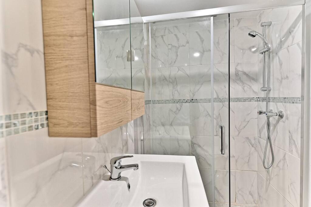 Photo of Bathroom in Gagny