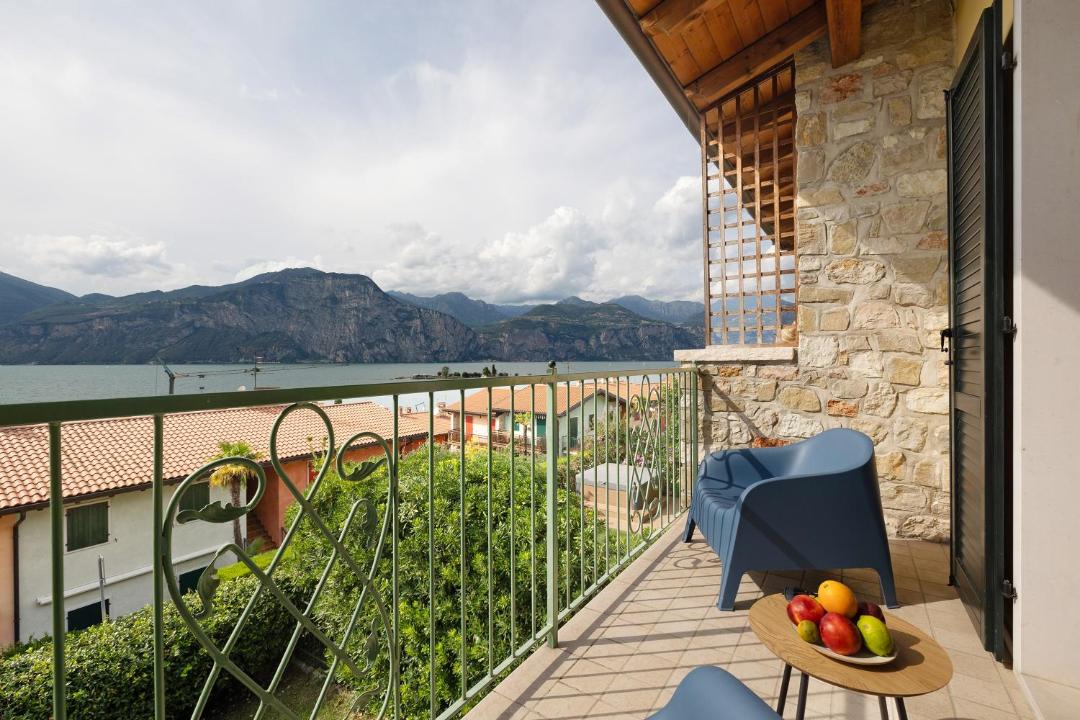 Photo of Patio Balcony in Assenza