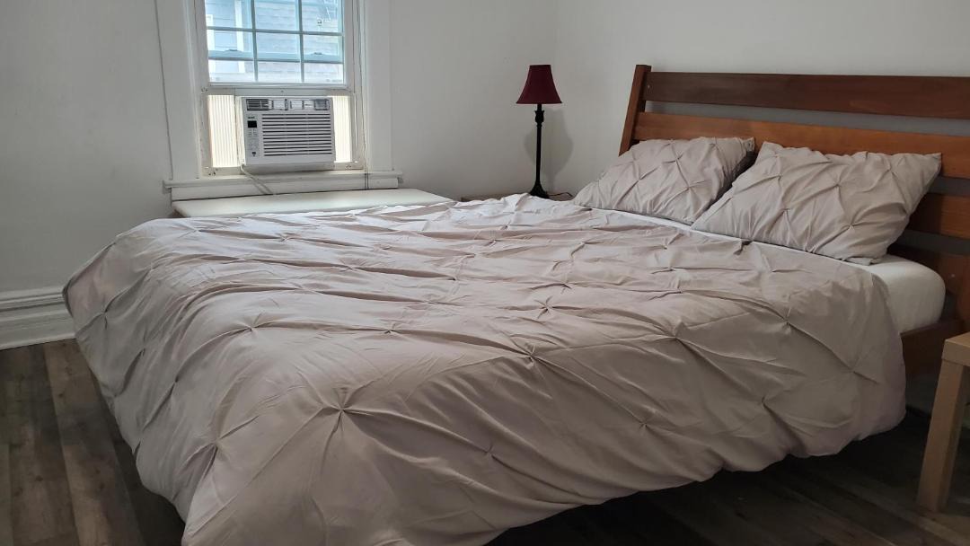 Photo of Bedroom in Ditmas Park