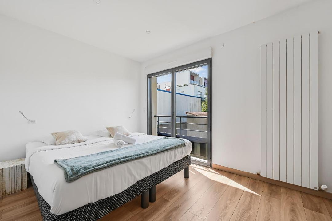 Photo of Bedroom in Cachan