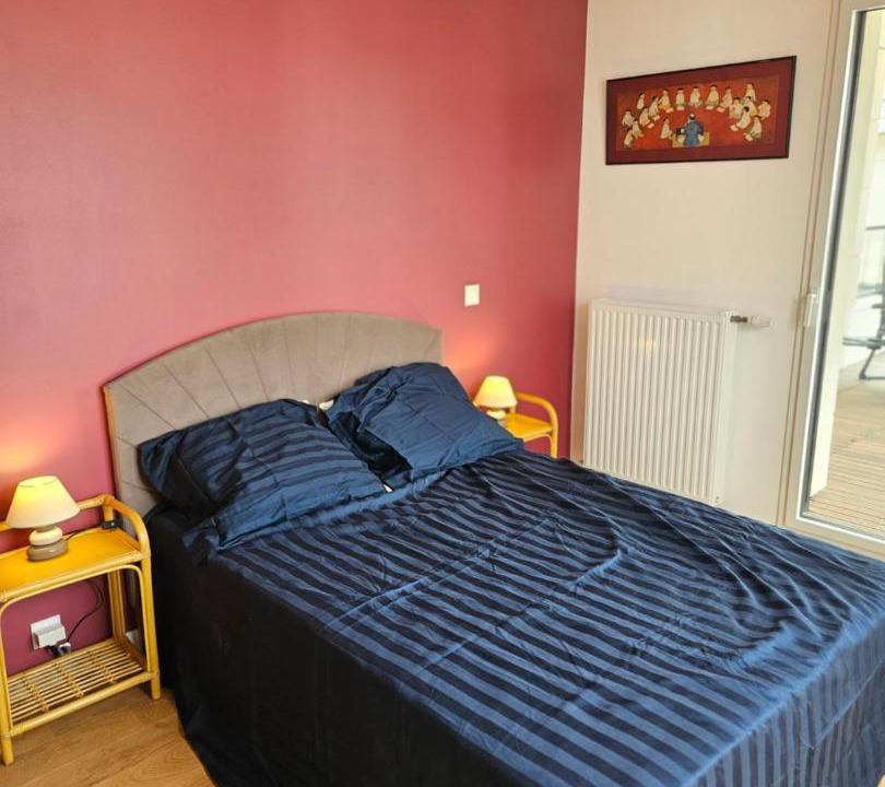 Photo of Bedroom in La Varenne Saint-Hilaire