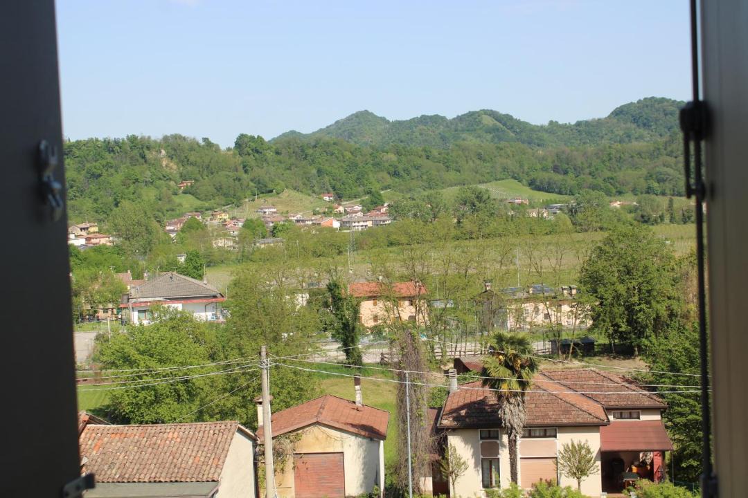 Photo of Others in Miane