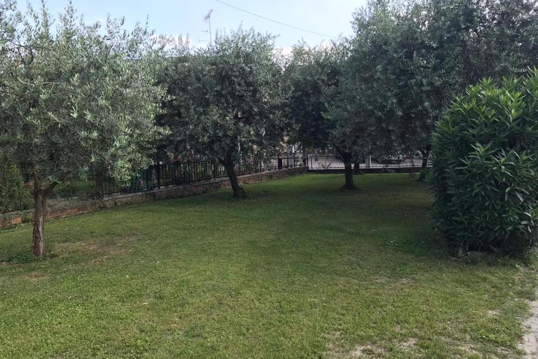 Photo of Outdoor in Sandra
