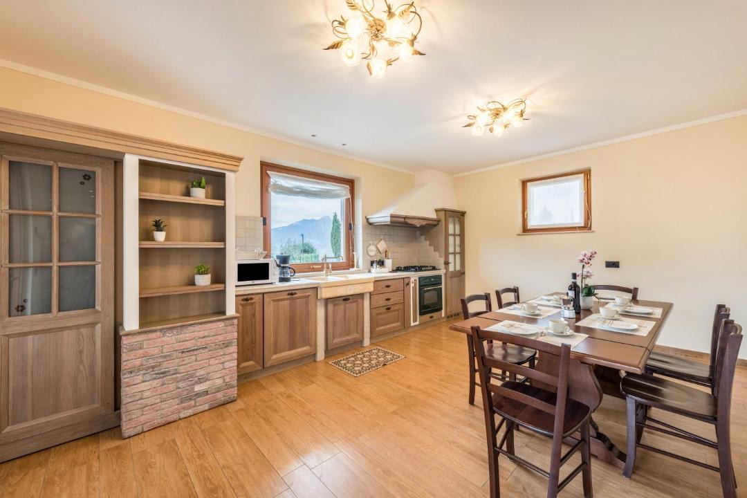 Photo of Livingroom in Albisano